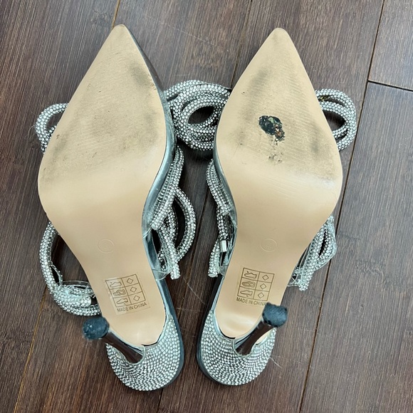 Double bow embellished pumps - Picture 9 of 9